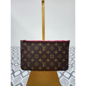 LOUIS VUITTON Monogram Neverfull MM GM Pochette/Pouch Brown